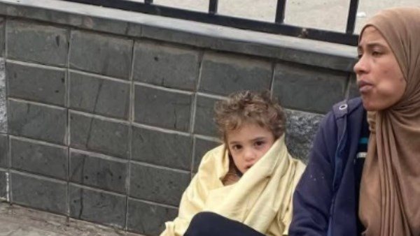  معرفش عنه حاجة.. اعترافات متسولة عن طفل ألف مسكن 