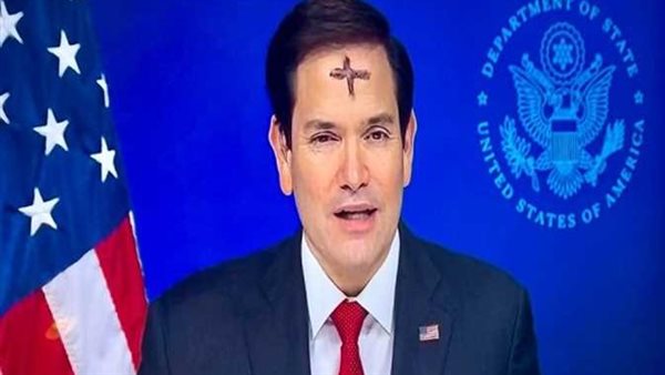 صليب روبيو ليس الأول.. ماذا تعني العلامة على جبهة وزير الخارجية الأمريكي؟ | فيديو