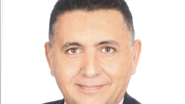 تعيين الدكتور حسام عبد الفتاح عميدا لهندسة القاهرة للمرة الثانية على التوالي