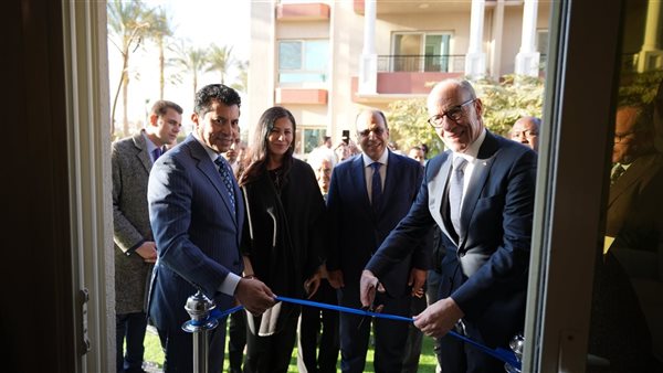 وزير الشباب والرياضة يفتتح مقر الاتحاد الأفريقي للرياضة الجامعية بالجامعة البريطانية.. صور