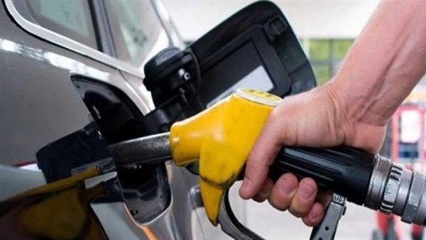 تصريحات حكومية وترقب شعبي.. ما حقيقة زيادة أسعار البنزين والسولار؟