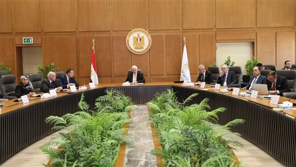 تفاصيل اجتماع مجلس أمناء جامعة الإسكندرية الأهلية برئاسة وزير التعليم العالي 