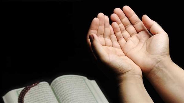 رَّبِّ أَنزِلْنِي مُنزَلًا مُّبَارَكًا وَأَنتَ خَيْرُ الْمُنزِلِينَ.. دعاء اليوم العشرين من رمضان 2025