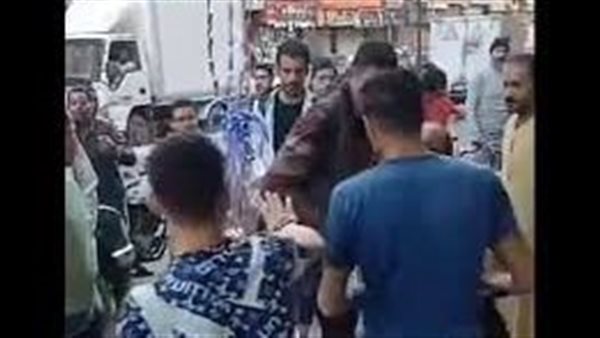 واقعة أثارت الجدل.. القصة الكاملة للاعتداء على ضابط قنا داخل محل بنجع حمادي | فيديو