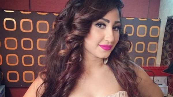  عمره خلص بالسجن.. بوسي تكشف حقيقة تسببها في وفاة زوجها الأول 