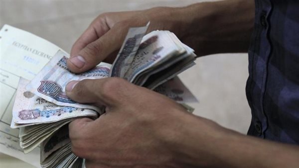 في هذا الموعد.. تفاصيل زيادة أجور العاملين بالدولة