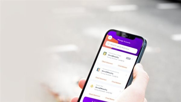 إنستاباي أم المحافظ الإليكترونية.. ما أفضل تطبيق لتحويل الأموال إلكترونيا؟