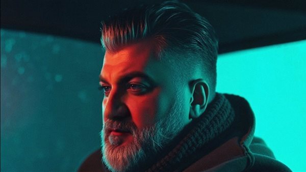 زياد يوسف يعايد الجمهور بأغنيته الرومانسية 