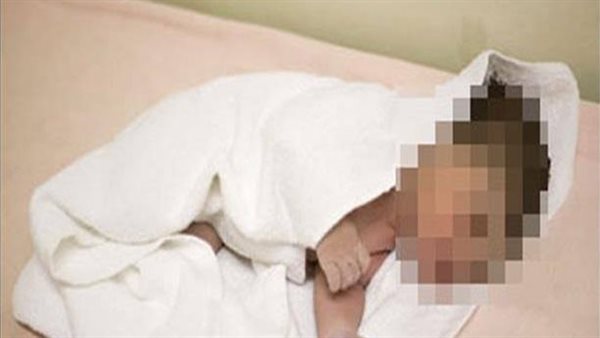  حبل سري فضح السر.. تفاصيل العثور على جثة رضيعة معلّقة بشجرة في بولاق الدكرور 