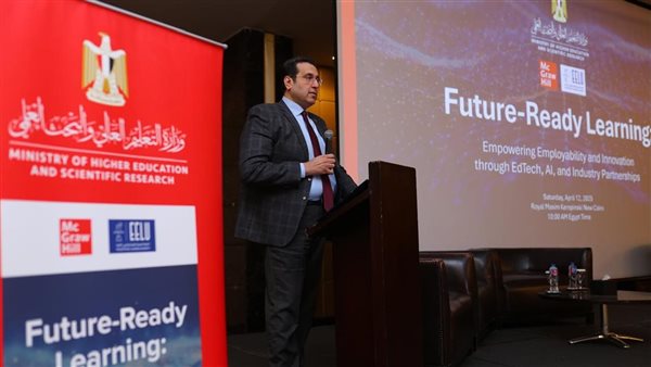 رئيس الجامعة المصرية الإلكترونية: نتبني أحدث وسائل التكنولوجيا في التعليم لتحقيق التحول الرقمي