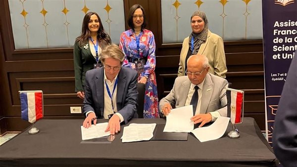  جامعة مصر للمعلوماتية توقع بروتوكولات تعاون مع جامعتي سيزي وايزار ديجيتل الفرنسيتان