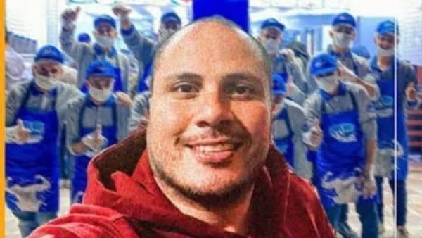  مفيش قشطوطة تاني.. من هو الدكتور مؤمن عادل صاحب محلات بلبن في مصر ؟
