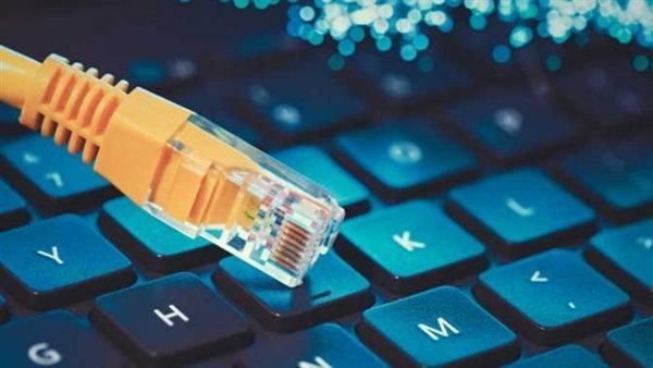  كارثة انترنت.. عواصف شمسية تقترب من كوكب الأرض فماذا يحدث؟ 