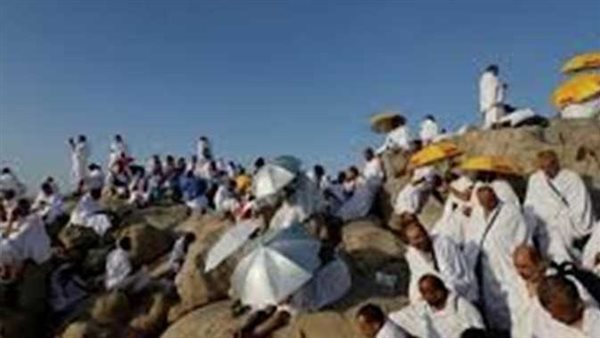 عدد أيام الإجازة للموظفين..موعد وقفة عرفات وعيد الأضحى 2025 فلكيًا