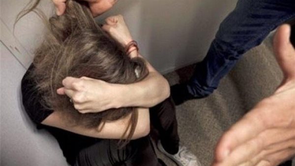 كان بمزاجها.. التفاصيل الكاملة لاستغاثة مواطن بشأن الاعتداء على زوجته في الجيزة