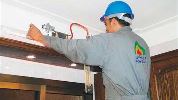 مجانًا لهذه الفئات.. البترول تكشف تكلفة توصيل الغاز للمنازل | فيديو