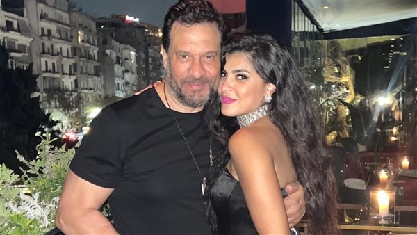 بالكاجوال.. زوجة ماجد المصري تثير الجدل بهذه الإطلالة | شاهد 