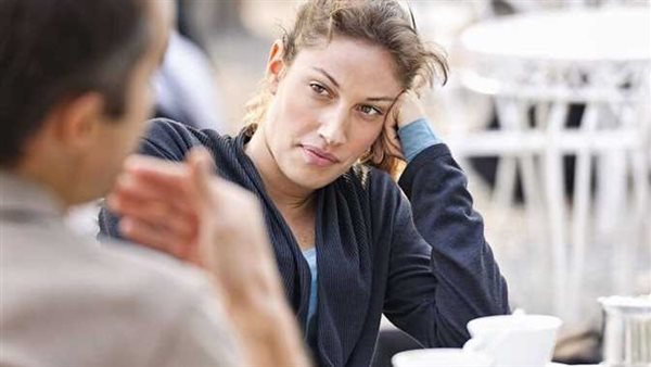 هتكتشفه فى ثواني.. 10 حركات من لغة الجسد تكشف لك «الكذاب»