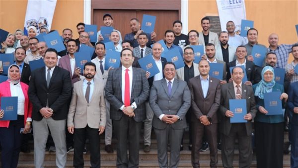 الجامعة المصرية للتعلم الإلكتروني توقّع بروتوكول تعاون مع معهد إعداد القادة