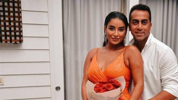 تفاصيل مثيرة في مشاجرة بين الفنانة جوري بكر وطليقها داخل كمبوند بأكتوبر