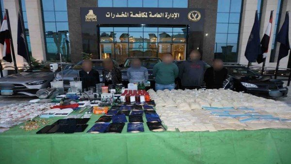  بمليار جنيه ونصف.. القصة الكاملة لسقوط 26 متهما في أخطر عصابات الحشيش الاصطناعي 