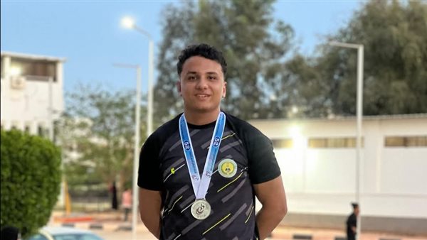 جامعة مدينة السادات تحصل على المركز الثاني والميدالية الفضية فى رفع الأثقال بدورة الشهيد الرفاعي (52)