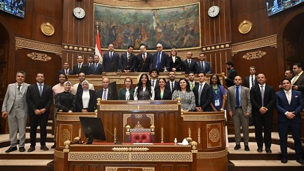 رئيس مجلس الشيوخ يلتقى المشاركين في منحة ناصر للقيادة الدولية بحضور وزير الشباب والرياضة