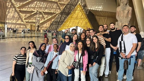 طلاب جامعة جزيرة الأمير إدوارد يناقشون أفكار تسويقية عالمية للمتحف المصري الكبير