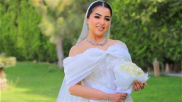 في حفل زفافها..نهى صالح تخطف الأنظار وتتصدر التريند | شاهد