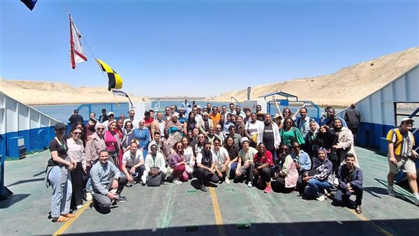 منتدي ناصر الدولي ينظم زيارة تعريفية للمشاركين إلى هيئة قناة السويس(صور)