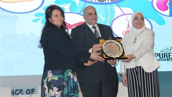 طب قصر العيني تختتم فعاليات المؤتمر السنوي الثاني لقسم أمراض الباطنة (صور)