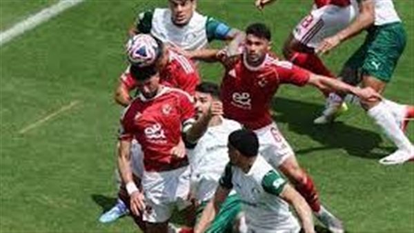 خليكم في بني عبيد وستيلينبوش.. رسالة ساخرة من نجم الأهلي السابق لجماهير الزمالك