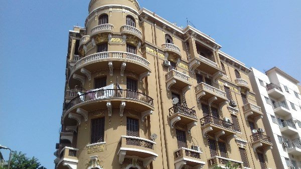  هتدفع كام بعد الزيادة؟.. موعد تطبيق القيمة الجديدة لـ الإيجار القديم 