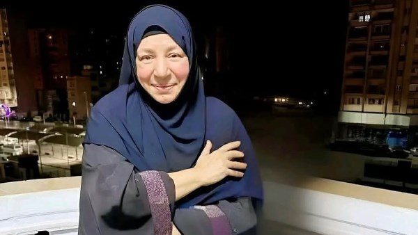  غابت 7 سنوات.. ماذا فعلت الفنانة عبلة كامل لتتصدر الترند؟ 