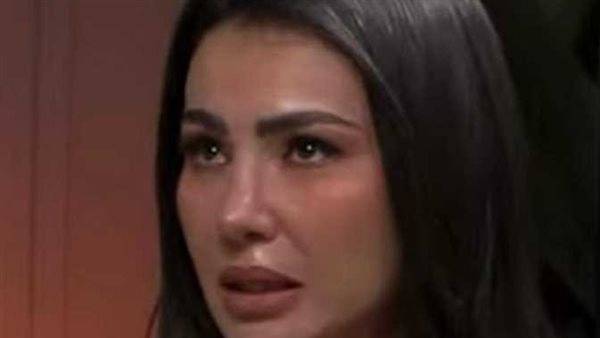 مش فاكرة أمي.. دينا فؤاد تنهار بالبكاء وتكشف عن أصعب يوم في حياتها | فيديو