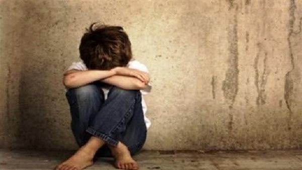  هديكم 200 جنيه.. تفاصيل الحكم على عامل استدرج طفلين وحاول التعدي عليهما بالوادي الجديد 