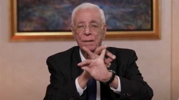 موجودة في كل بيت.. حسام موافي يكشف عن وصفة طبيعية لعلاج الإمساك | فيديو