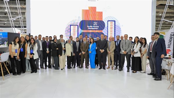 وزير الصحة يتفقد جناح شركة « هيلث إنسايتس Health-Insights » في معرض « Africa Health ExCon »