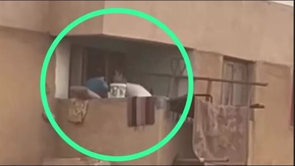 ما لم توثقه الكاميرات.. طفل البلكونة يروي تفاصيل مثيرة عن حكايته من دار الرعاية