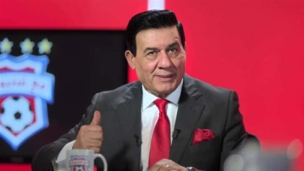 عشان أقدر أعتّل..سر طقس غريب يمارسه مدحت شلبي قبل التعليق | فيديو