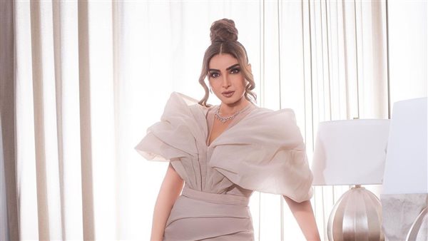  فستان لافت.. روجينا تثير ضجة في أحدث ظهور | شاهد