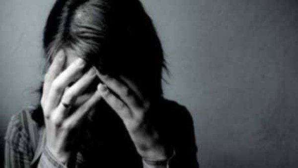  بيساوم فتيات على صورهم.. سامية تطلب خلع زوجها في محكمة الأسرة