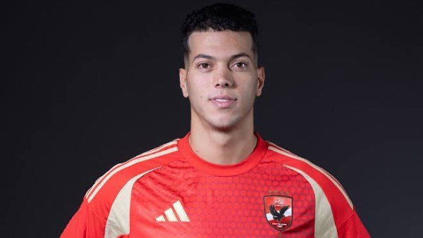  صعوبة المساواة مع زيزو.. كواليس تمديد عقد إمام عاشور بالأهلي 