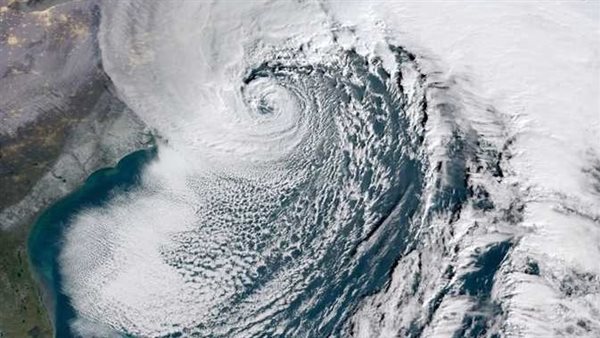 عاصفة القرن كيف ستكون؟.. دراسة جديدة تربط بين ازدياد قوة العواصف والتلوث المناخي