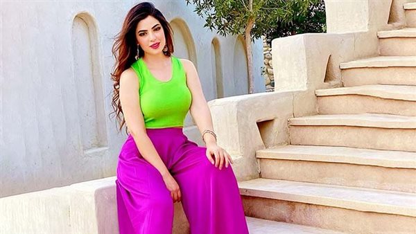  بفستان جريء.. ميرنا جميل تثير ضجة بإطلالة جديدة | شاهد