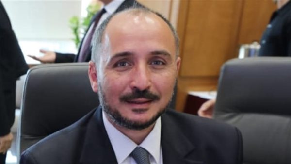 تجديد ندب الدكتور عمر شريف القيام بأعمال أمين المجلس الأعلى للمستشفيات الجامعية