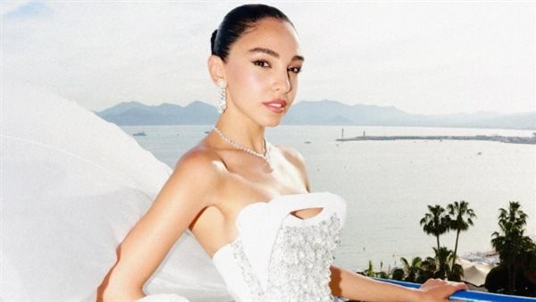  بالأحمر.. سلمى أبو ضيف تثير ضجة بإطلالة جديدة | شاهد