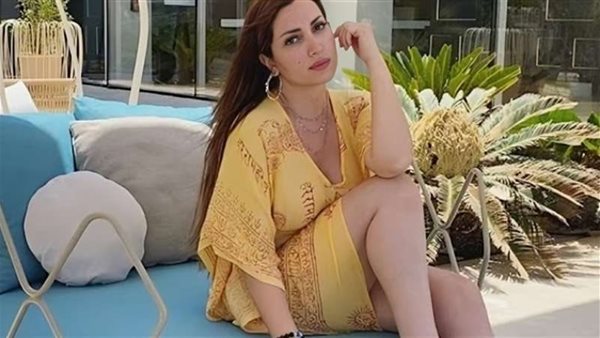  بالأحمر المجسم.. نسرين طافش تخطف الأنظار بإطلالة جريئة | شاهد