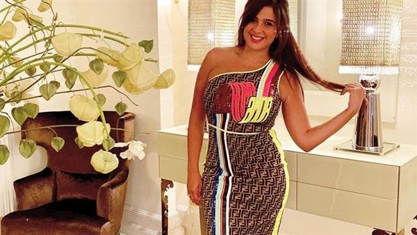  بالحجاب.. ياسمين عبد العزيز تثير الجدل في أحدث ظهور | شاهد 