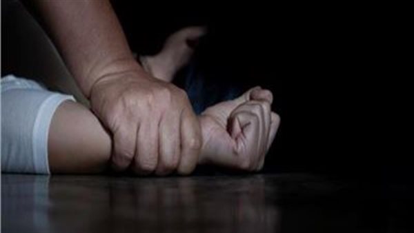  شغلها أفلام.. تفاصيل إحالة المتهم بـ مـ عاشرة فتاة مدينة نصر للجنايات 